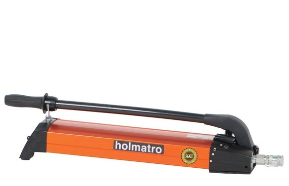 AAU B&Agrave;N GIAO THIẾT BỊ HOLMATRO CHO KH&Aacute;CH H&Agrave;NG THANH H&Oacute;A