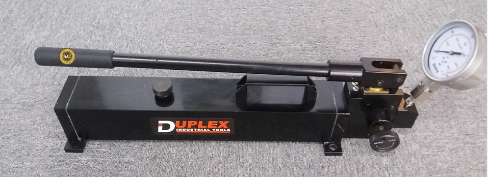 bơm tay thủy lực cao áp 2.2 lít 1000 bar