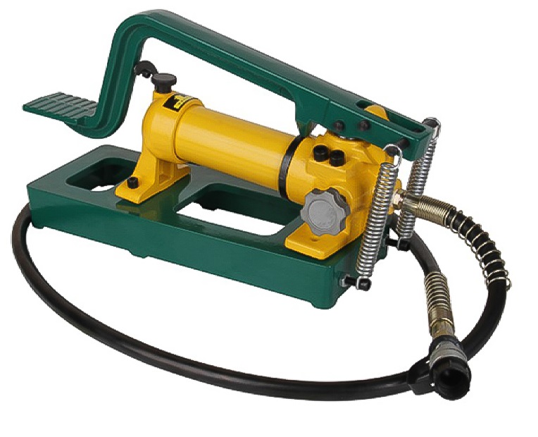 bom thuy luc dap chan 0.7 lit