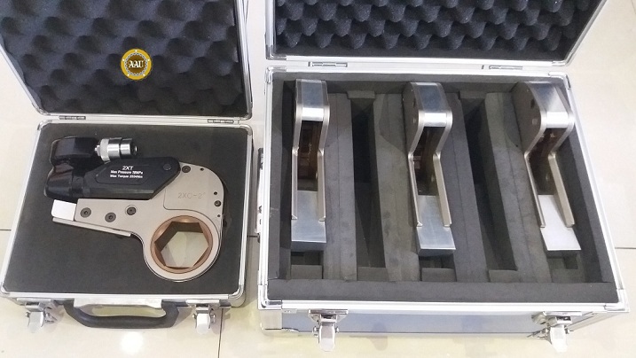 co le thuy luc dang trong