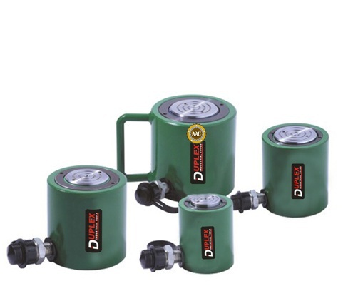 K&iacute;ch thủy lực 1 chiều 90 tấn 57 mm 