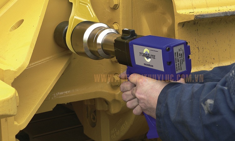 Súng xiết bu lông bằng khí nén TL